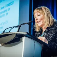 gs11 credit martin lipman 0152 38540569386 o.jpg