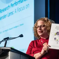 gs11 credit martin lipman 0438 38540615706 o.jpg