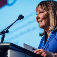 gs11 credit martin lipman 0061 37880463394 o.jpg