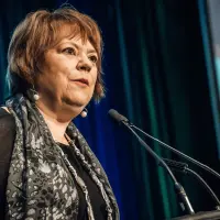 gs11 credit martin lipman 0369 26821106759 o.jpg