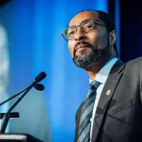 gs11 credit martin lipman 0148 38540569626 o.jpg