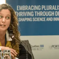 gs11 credit martin lipman 0487 37709729145 o.jpg