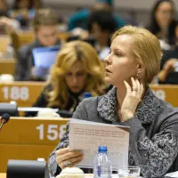 gs2 14426524098 o.jpg