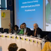 gs4 14611229252 o.jpg