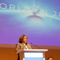 gs5 16946990144 o.jpg